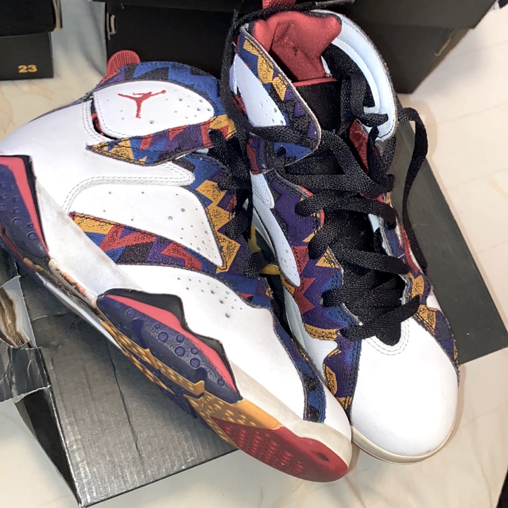 Selling old jordans